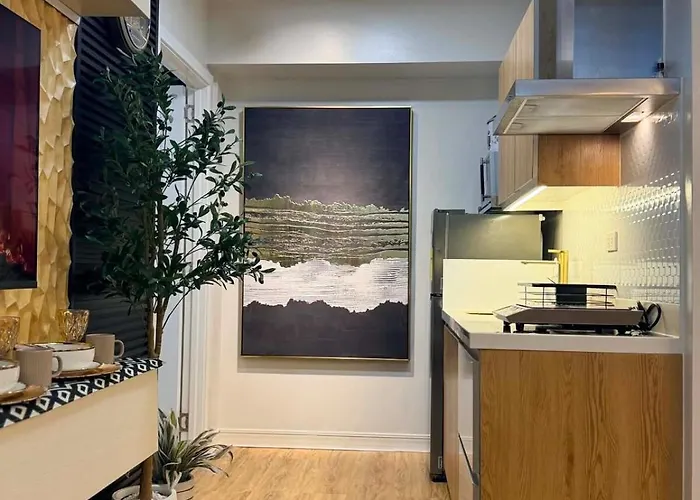 Azure Urban Paranaque Velvet Horiyama 5*