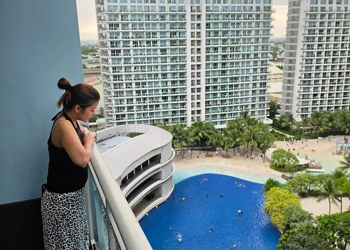 Azure Urban Paranaque Velvet Horiyama 5* Манила