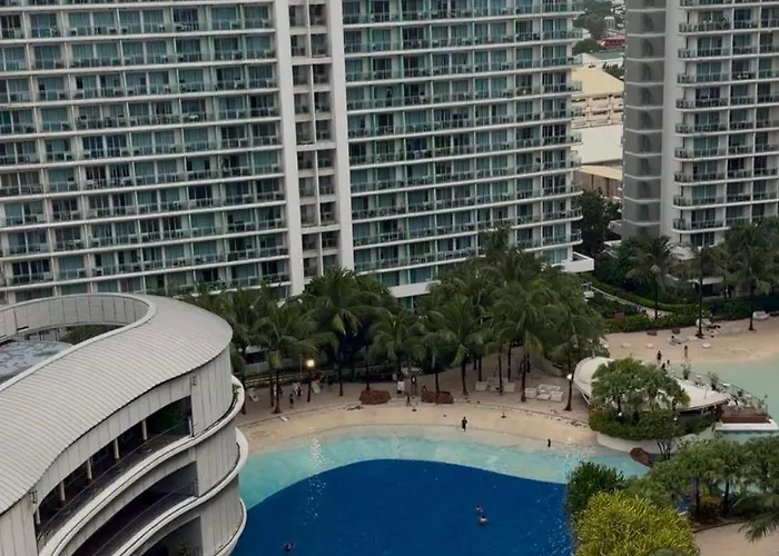 Azure Urban Paranaque Velvet Horiyama Манила